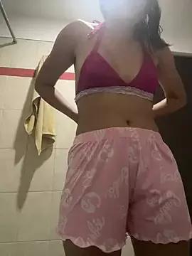 Try our girls live displays and explore the company of endless strippers, with beautiful physiques, vibrating toys and more.