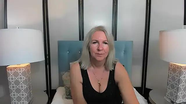 EricaTop from StripChat is Freechat