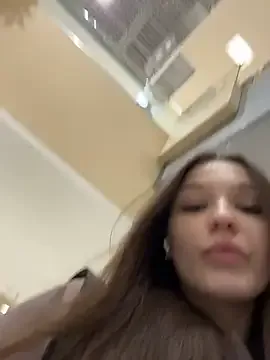 ErikaMuse — cum show 