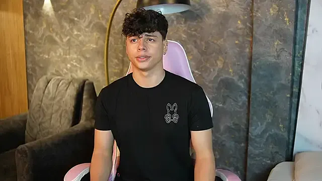 Ethan_occonor — cum show in public