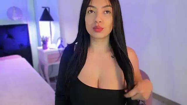 Try our girls live displays and explore the company of endless strippers, with beautiful physiques, vibrating toys and more.