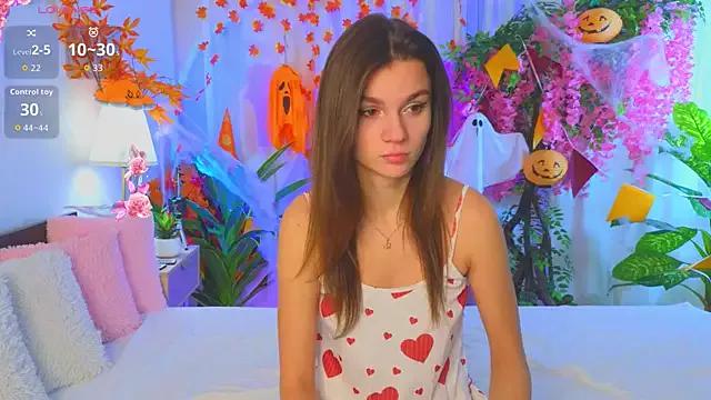 Try our girls live displays and explore the company of endless strippers, with beautiful physiques, vibrating toys and more.