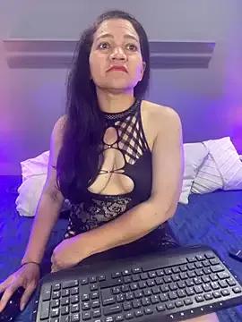 EvaMature__ from StripChat is Freechat
