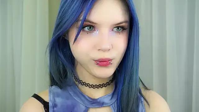 EvelyynLopez from StripChat is Freechat