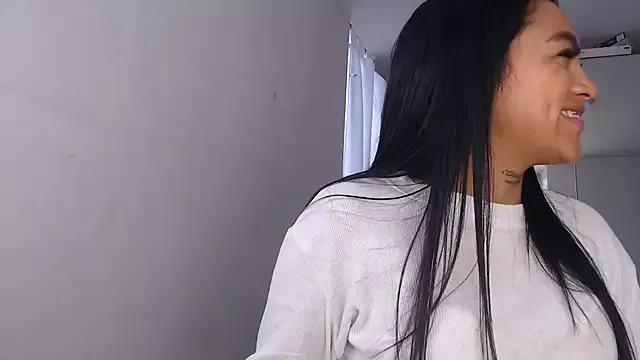 fairylatin222 from StripChat is Freechat