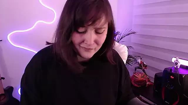 FallenAngel- from StripChat is Freechat