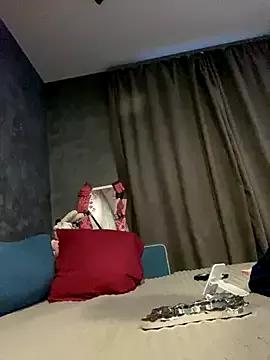 FavoriteKira from StripChat is Freechat