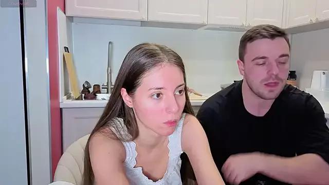 Try our girls live displays and explore the company of endless strippers, with beautiful physiques, vibrating toys and more.