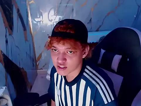 fer_hornyboy from StripChat is Freechat