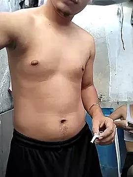 Try our girls live displays and explore the company of endless strippers, with beautiful physiques, vibrating toys and more.