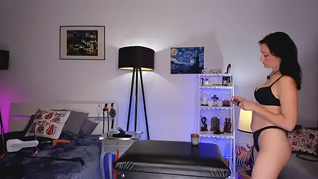 Avatar of Fetishmodel_Alicia