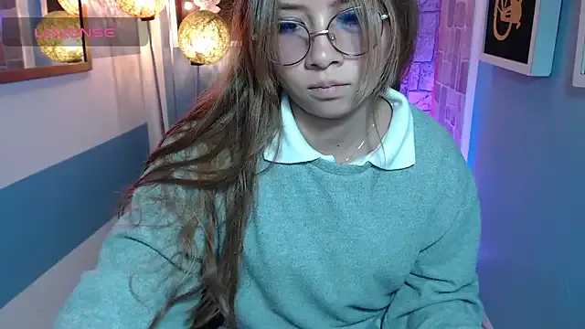 Fiorellaa_delsd — Freechat on StripChat