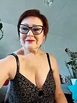 Try our girls live displays and explore the company of endless strippers, with beautiful physiques, vibrating toys and more.