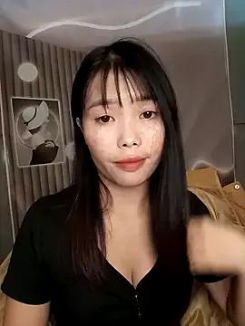 Fish_yellow from StripChat is Freechat