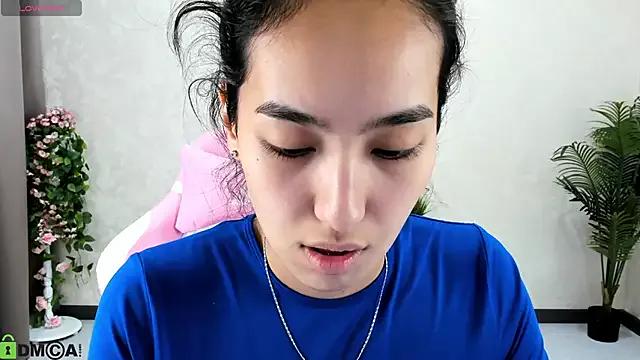 Try our girls live displays and explore the company of endless strippers, with beautiful physiques, vibrating toys and more.