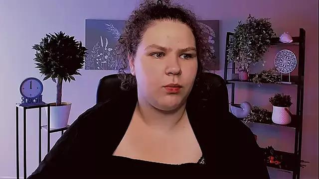 FlorenceAnderson from StripChat is Freechat