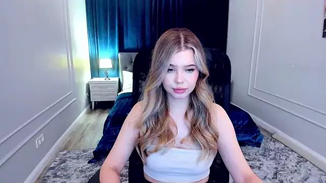 Photos of FollowLovee from StripChat is Freechat