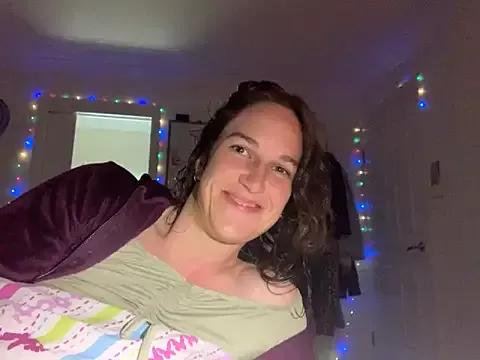 forbiddenbabygirl from StripChat is Freechat