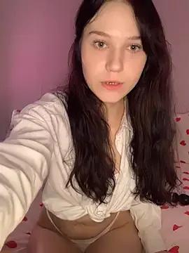 FoundarryElisa from StripChat is Freechat