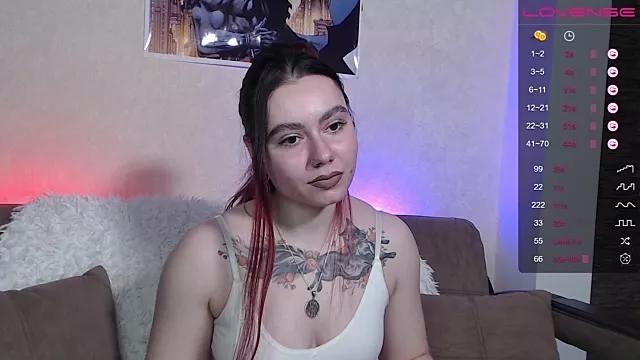 Foxohlove from StripChat is Freechat