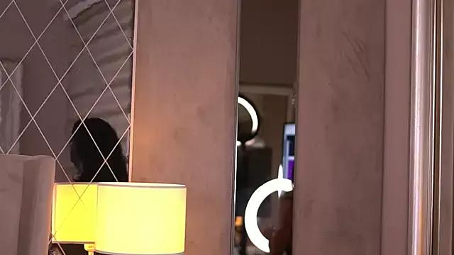 Try our girls live displays and explore the company of endless strippers, with beautiful physiques, vibrating toys and more.