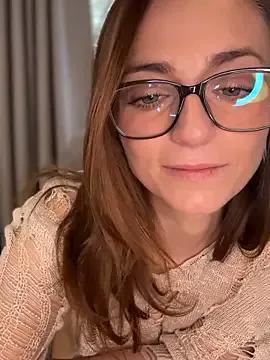 Try our girls live displays and explore the company of endless strippers, with beautiful physiques, vibrating toys and more.