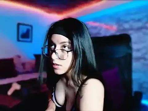 Try our girls live displays and explore the company of endless strippers, with beautiful physiques, vibrating toys and more.