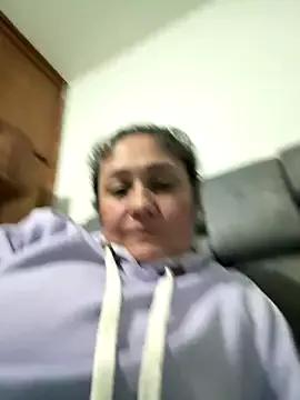 gabiTetas from StripChat is Freechat