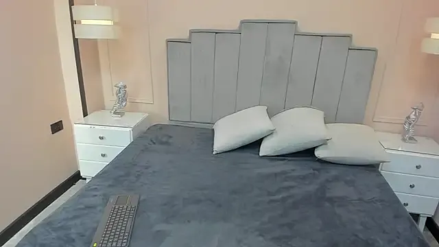 Avatar of gabriela_lux