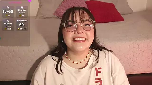 Gaby99_ from StripChat is Freechat