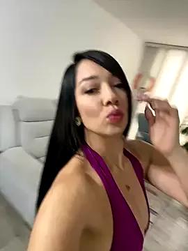 gaby_wild_fire from StripChat is Freechat