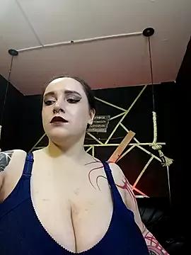 Try our girls live displays and explore the company of endless strippers, with beautiful physiques, vibrating toys and more.