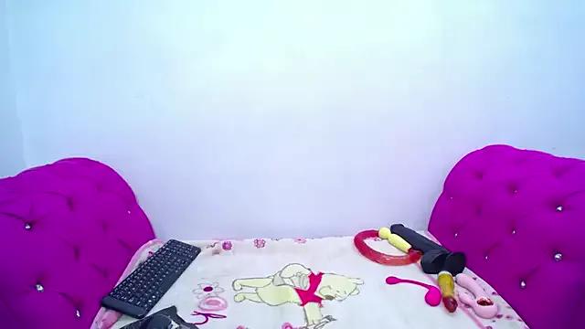 Gigi-Messy from StripChat is Freechat