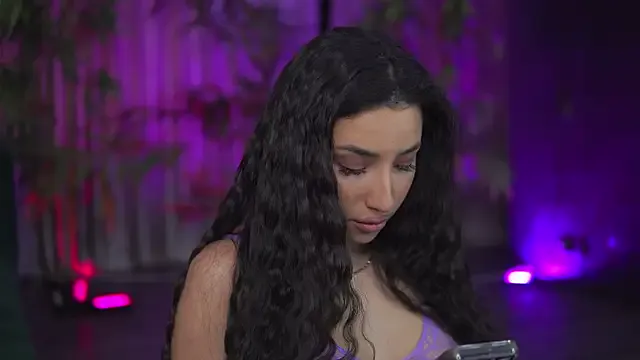 GinaValentinna — this pussy is craving for fingers