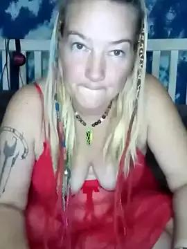 GingerKtm21 from StripChat