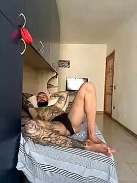 Photos of Gioeltoro89 from StripChat is Freechat