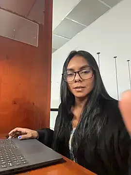 GiorgiaLuxee — Happy see u