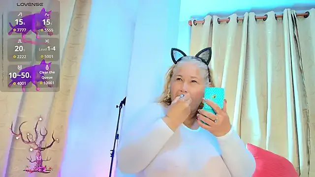 Avatar of girl_amada