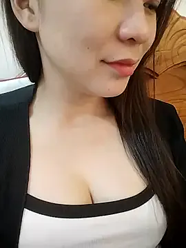 Girl_Shy2000 — Freechat on StripChat