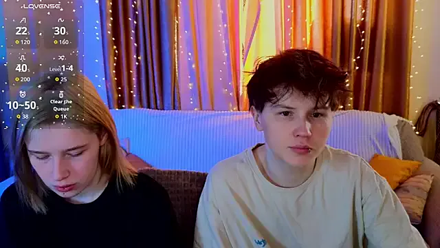 Girls_Fingers — stand up and show everything