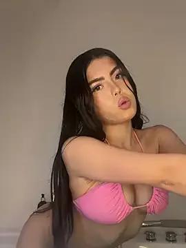 GoddessLinda04 from StripChat is Freechat