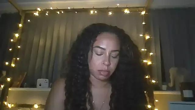 GoddessLunaNoir from StripChat is Freechat
