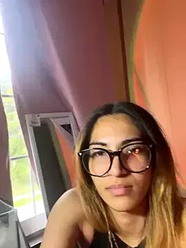 Try our girls live displays and explore the company of endless strippers, with beautiful physiques, vibrating toys and more.
