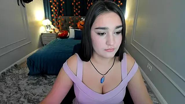 Try our girls live displays and explore the company of endless strippers, with beautiful physiques, vibrating toys and more.