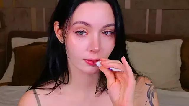 Try our girls live displays and explore the company of endless strippers, with beautiful physiques, vibrating toys and more.