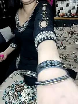 Photos of GORI_MAMM from StripChat is Freechat