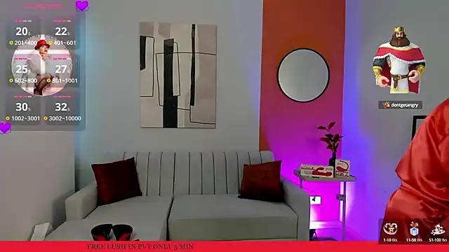 Try our girls live displays and explore the company of endless strippers, with beautiful physiques, vibrating toys and more.