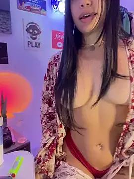 Try our girls live displays and explore the company of endless strippers, with beautiful physiques, vibrating toys and more.