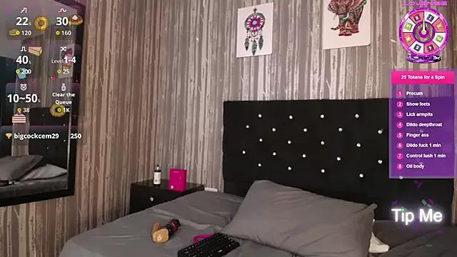 Hailey_johnsonn from StripChat is Freechat