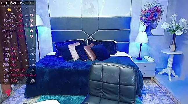 hally_berry from StripChat